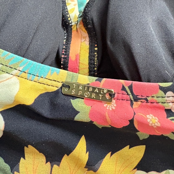 TRIBAL SPORT floral one-piece swimsuit v-neck tummy control beach vacation sz L - Picture 12 of 14